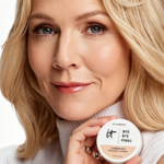 IT Cosmetics CC+ cream studio shot, dermatologist developed multi-task makeup and skincare for mature dry sensitive facial skin